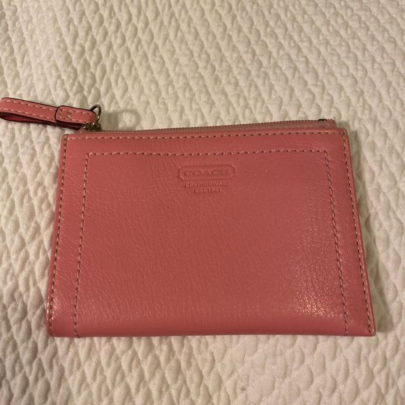 Coach Leather Change Purse - Picture 2 of 9